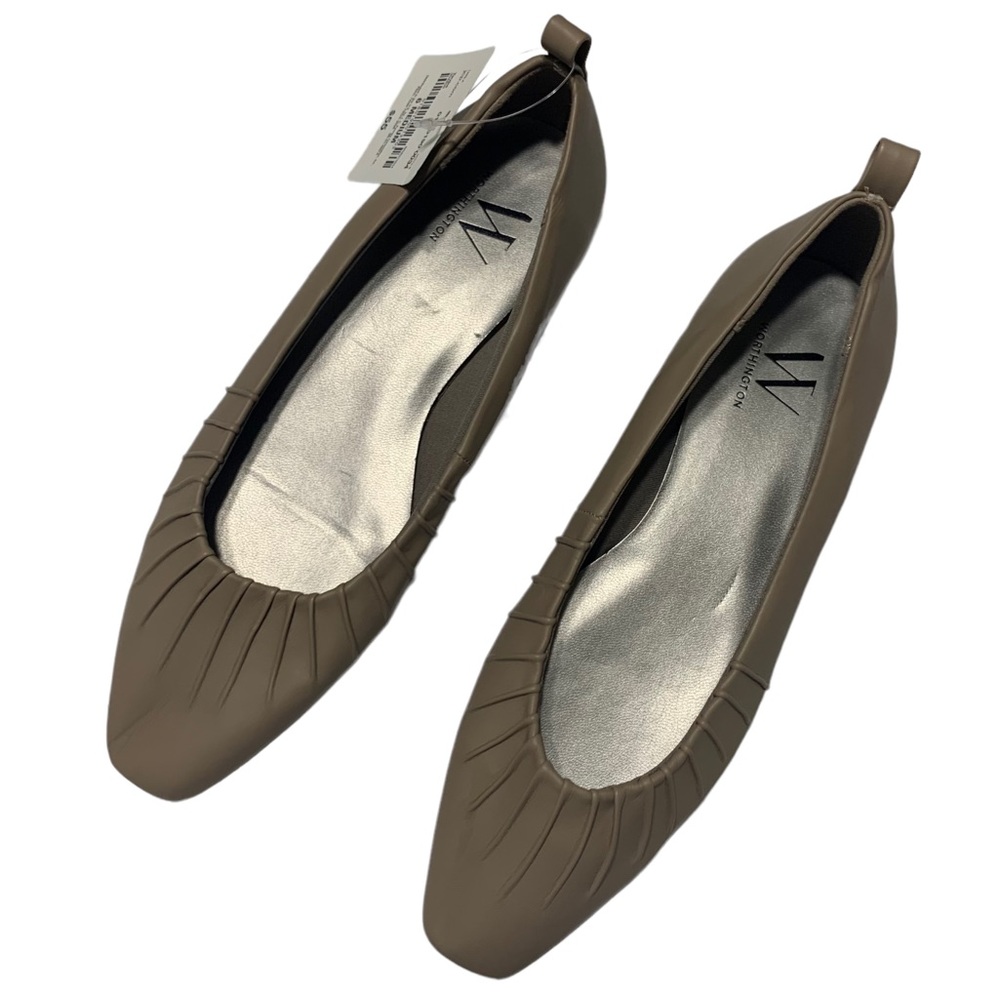 Worthington Tan Flats NWT Size 6